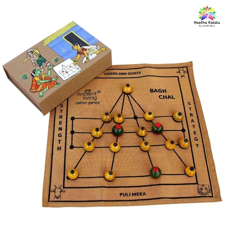 Tablero de tela de Bagh Chal con piezas de madera